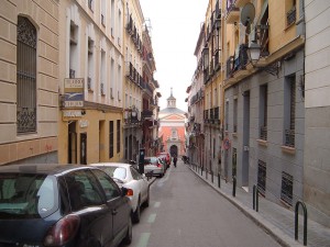 Вулиця Косми і Дам’яна в Мадриді