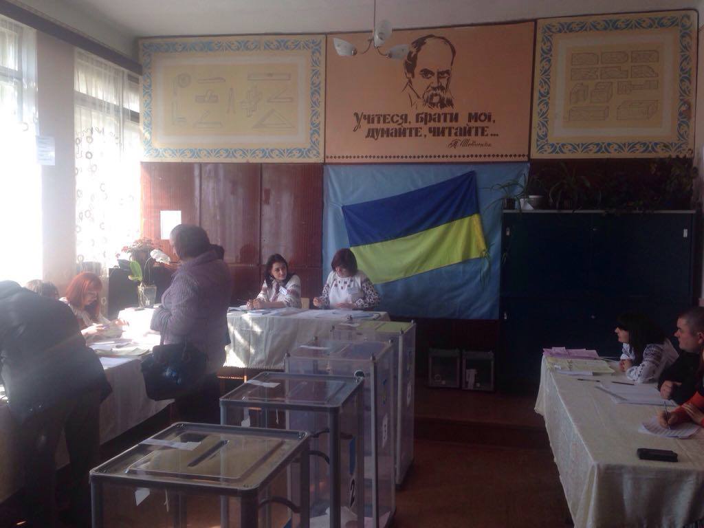 У Ходорові – голосування на перших виборах міського голови та депутатів об’єднаної громади