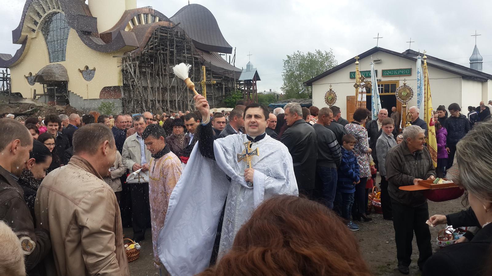 В церкві Володимира і Ольги відбулося освячення пасок