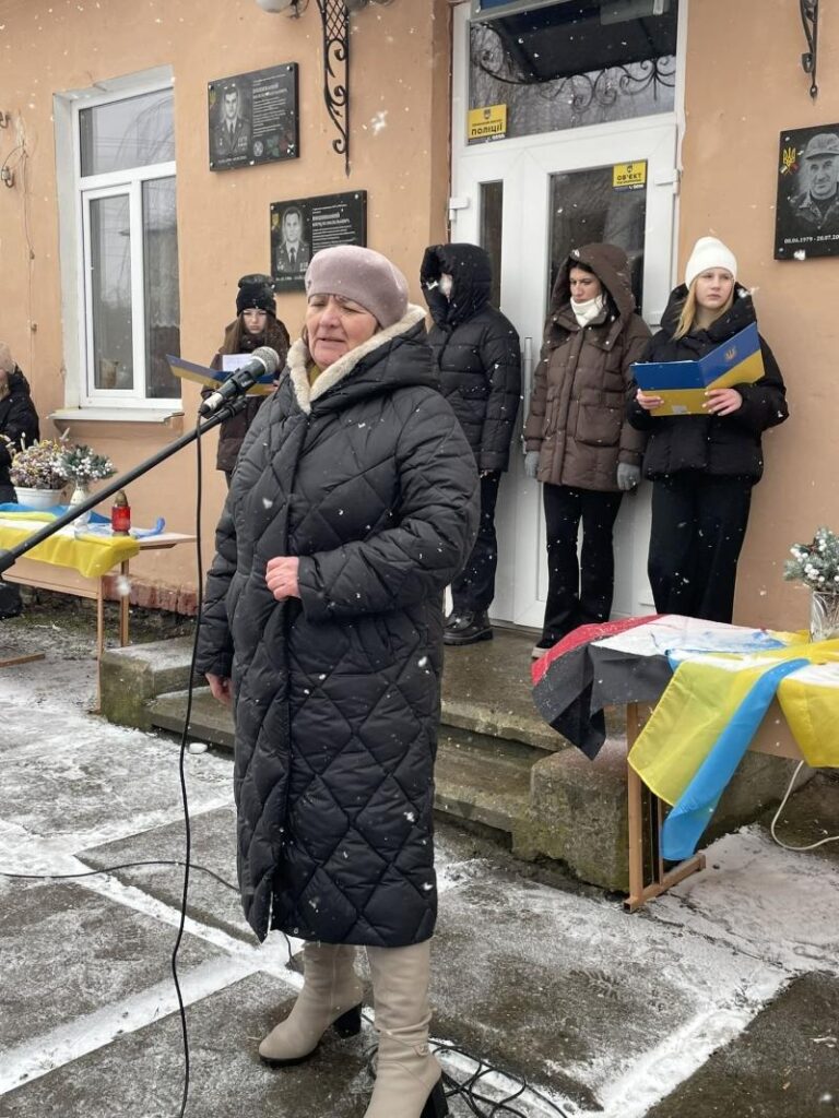 Відкриття Меморіальної дошки Олегу Горіну в гімназії в Дулібах